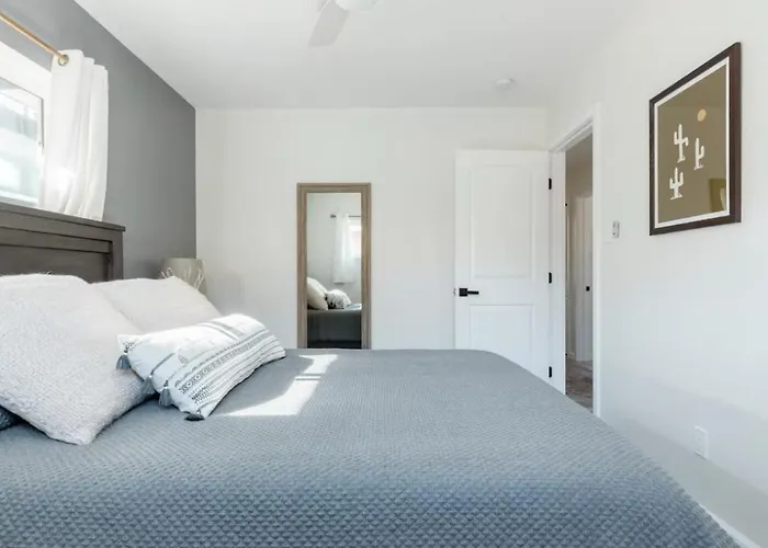 Holiday home Old Town Cactus Casa With Master, Hot Tub, Putt Putt Scottsdale
